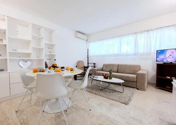 Roca Mare 1 Bloc B 01 - Happy Appartement Menton